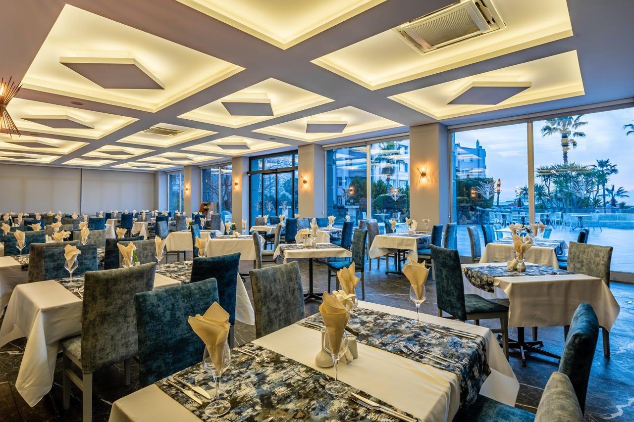 Royal Palace Kusadasi Hotel 외부 사진