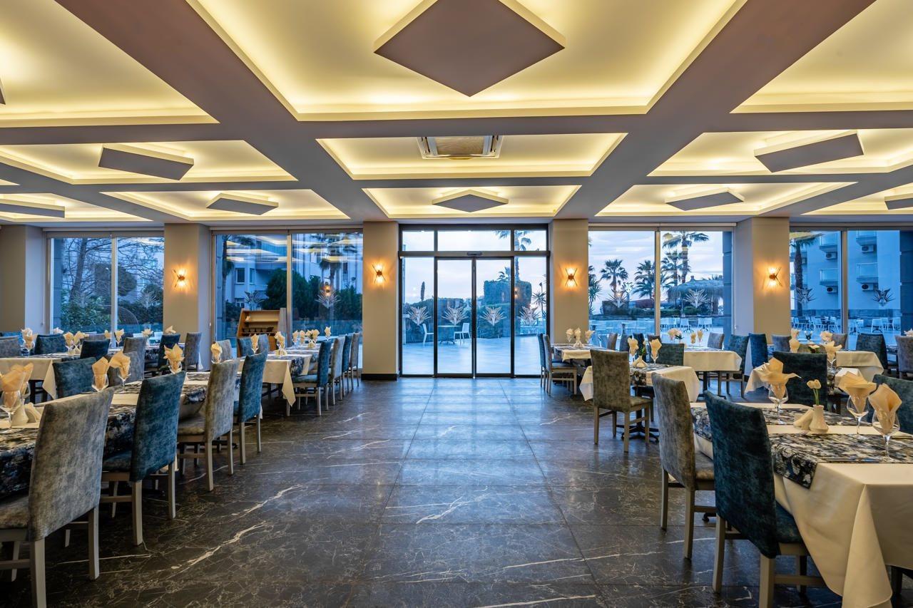 Royal Palace Kusadasi Hotel 외부 사진